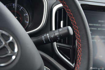 2017款中华V3 1.5L手动精英型