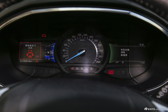 2015款锐界2.7T自动四驱运动型