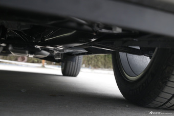 2016款XT5 2.0T自动28T四驱铂金版