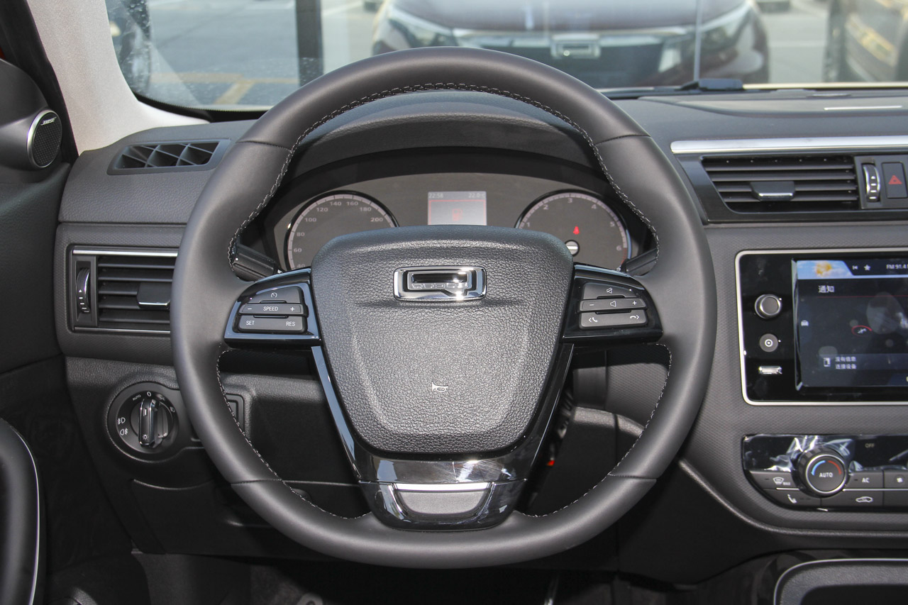 2017款观致5 1.6T自动旗舰型