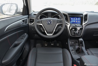 2017款CS75 1.5T手动锋尚型