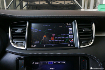 2018款英菲尼迪QX50 2.0T自动四驱豪华版