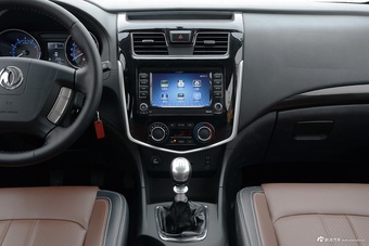 2016款东风风行F600  1.5T手动豪华型