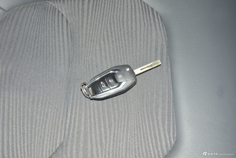 2017上汽大通D90 2.0T手动两驱火星