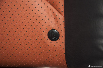 2015款 宝骏560 1.8L手动精英型