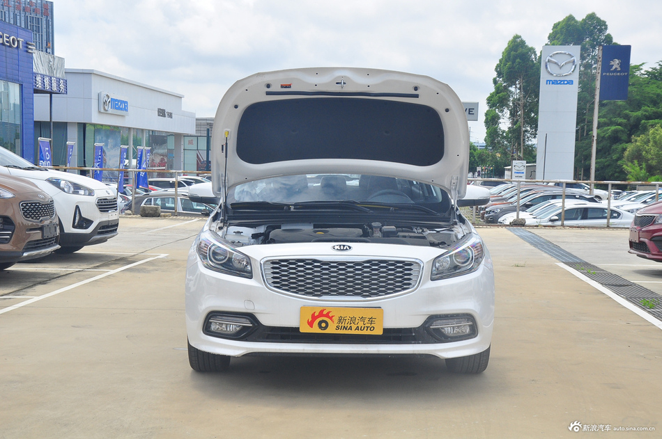 2017款起亚K4 1.8L自动DLX Special