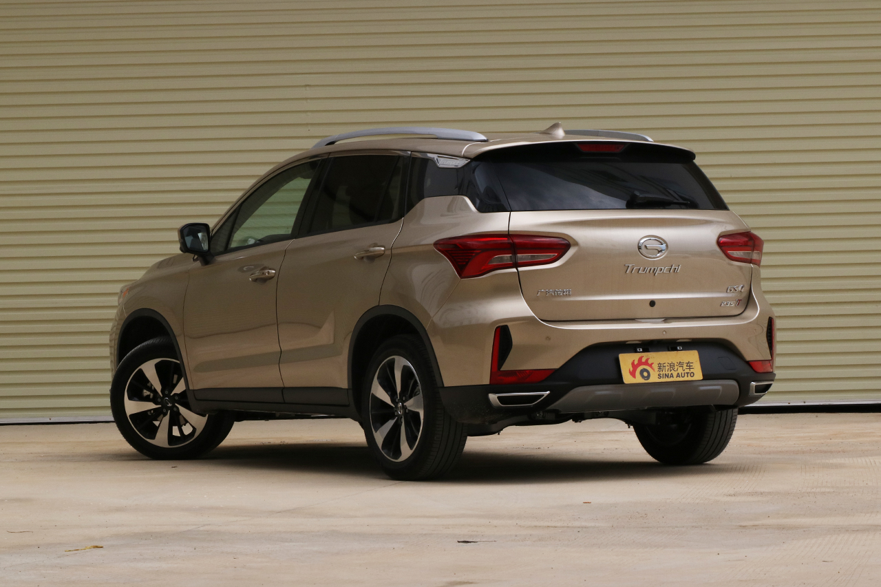 2018款传祺GS4 1.5T自动两驱豪华智联版235T