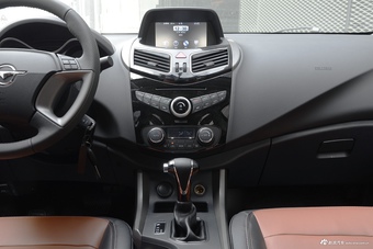 2016款海马S5 1.5T自动创享版