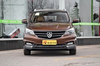 2017款宝骏730 1.5T手动尊享型7座