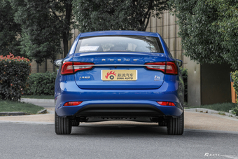 2019款荣威i5 20T自动智联网超能智尊版 