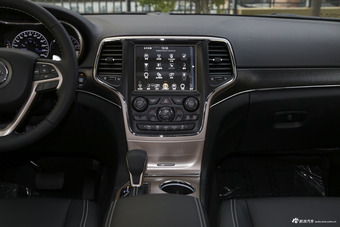 2017款大切诺基3.6L自动精英导航版