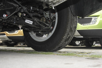 2016款陆风X5 Plus 1.5T手动创领版