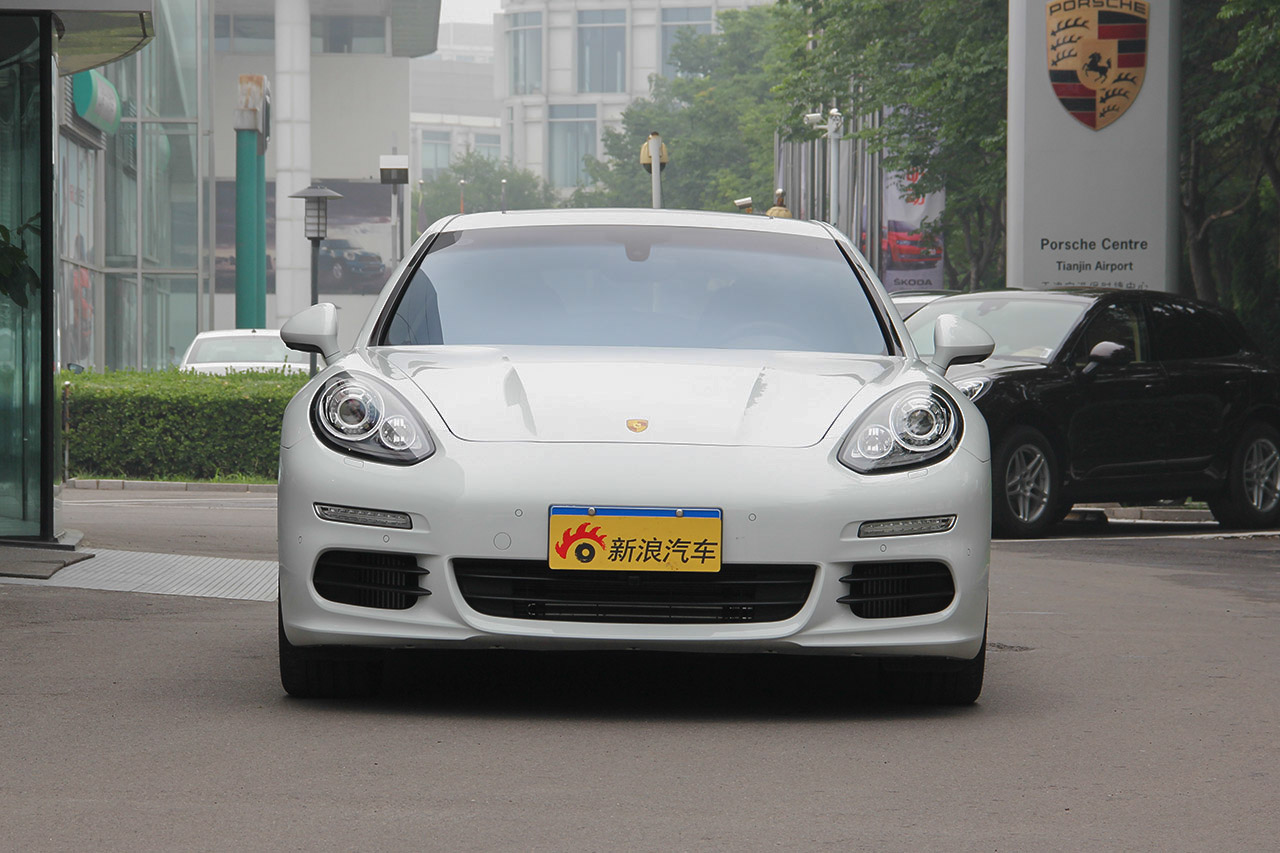 2014款保时捷Panamera 3.0T