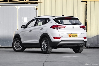 2018款全新途胜1.6T自动两驱15周年特别版