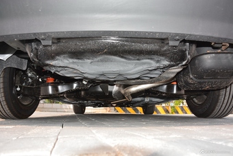 2019款奔腾B50 1.6L手动精英型