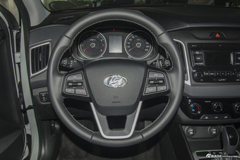 2017款现代ix25 1.6L自动智能型