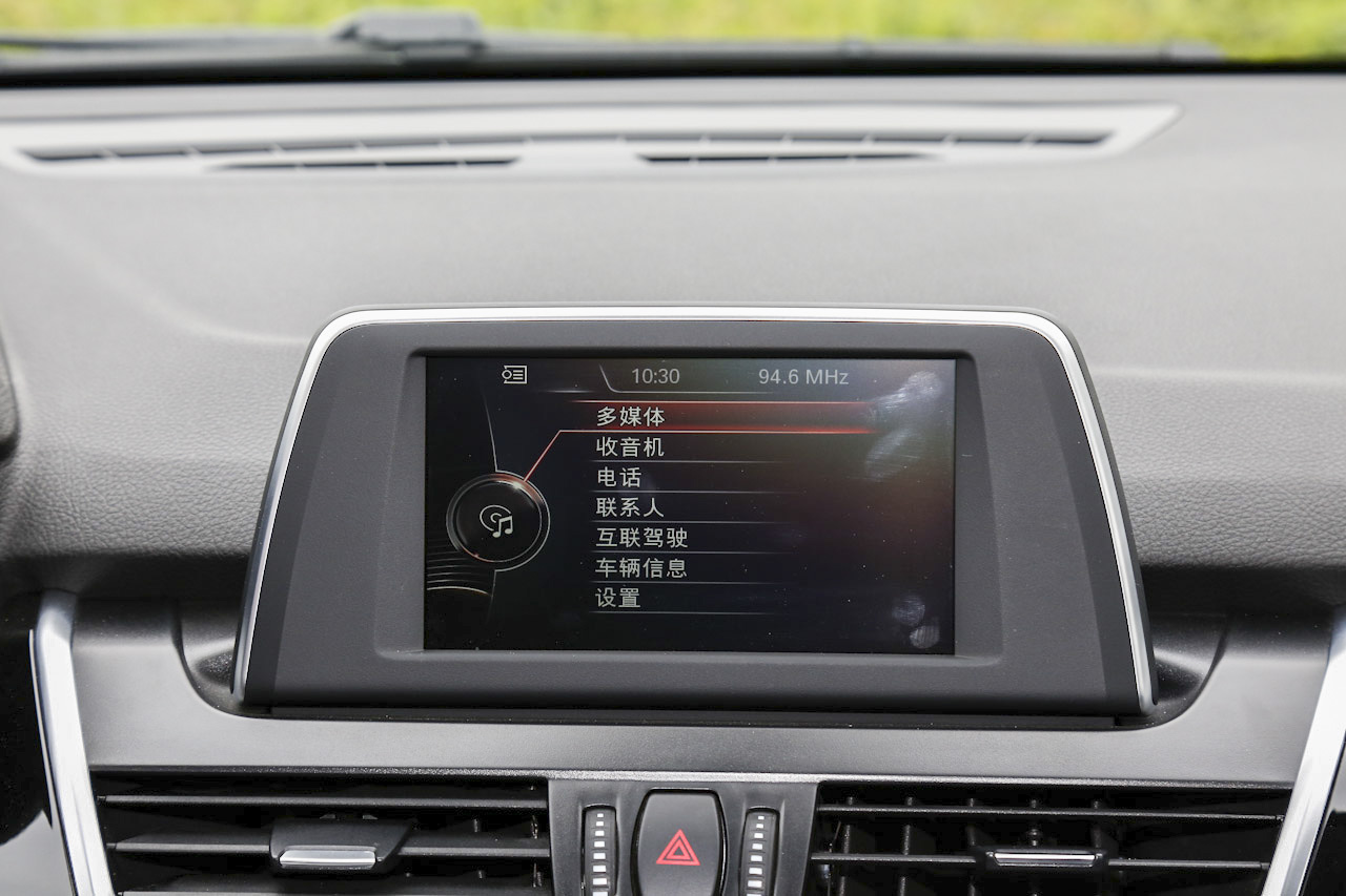 2015款宝马2系Gran Tourer 218i 1.5T自动运动设计套装