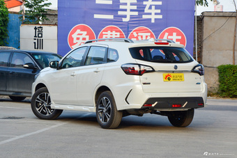 2018款启辰T70 1.6L手动睿趣版