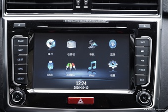 2017款哈弗H6运动版1.5T自动两驱豪华型蓝标 简约白