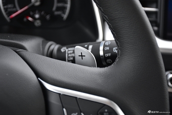 2018款哈弗H6 换代2.0T自动豪华型蓝标