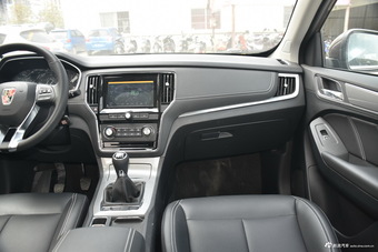 2016款荣威RX5 20T手动两驱旗舰版