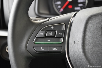 2017款荣威i6 1.5T手动豪华版20T