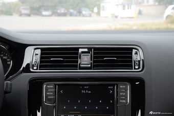 2017款速腾1.4T手动舒适型230TSI