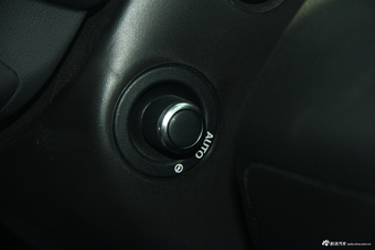 2017款揽胜运动版3.0自动V6 SC HSE