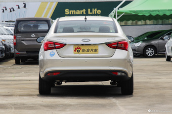 2016款艾瑞泽5 1.5L自动领锐版 秀色金