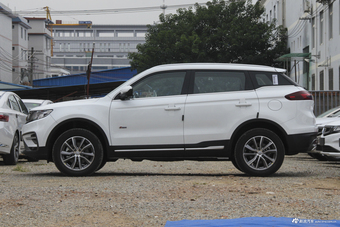 2018款吉利博越1.8TD自动智慧型4G互联版