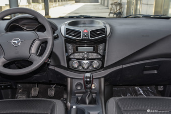 2017款海马S5强动力版1.6L手动舒适型