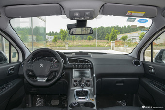 2016款标致3008 1.6THP自动至尚版图片