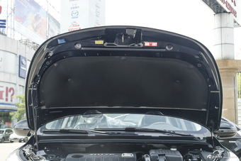 2015款众泰Z500 1.5T 手动尊贵型