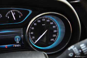 2017款昂科威1.5T自动两驱豪华型20T 