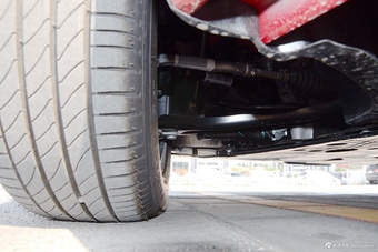 2016款标致308 1.2T自动豪华版