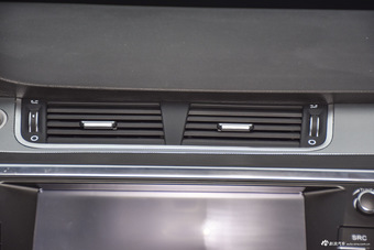 2015款陆风X7 2.0T自动全景尊享版