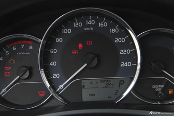 2017款雷凌改款185T自动新锐版