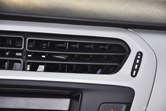 2016款全新爱丽舍1.6L自动时尚型