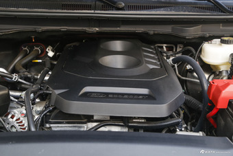 2016款撼路者2.0T自动四驱豪华版汽油