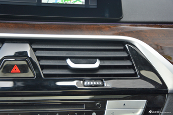 2018款宝马5系2.0T自动525Li M运动套装