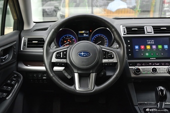 2017款傲虎 2.5L自动豪华导航版 EyeSight