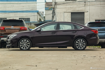 2018款睿骋CC1.5T自动智雅型