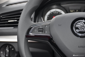 2018款柯米克1.5L自动标准版 