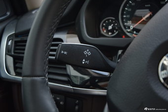 2018款宝马X5 2.0T 自动xDrive28i