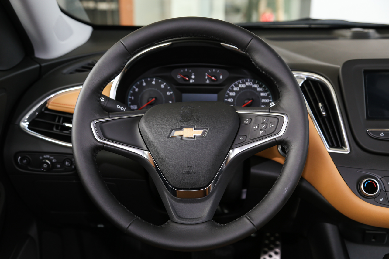 2016款迈锐宝XL 1.5T自动双离合锐耀版