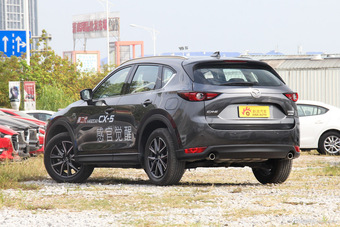 2017款马自达CX-5 2.5L自动四驱旗舰型
