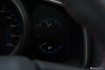 2017款长安CX70T改款 1.5T自动尊擎版