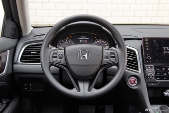 2017款冠道1.5T自动240TURBO两驱尊享版