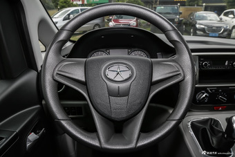 2015款瑞风M3 1.6L手动豪华型