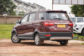 2016款风光370 1.5L手动豪华型7座